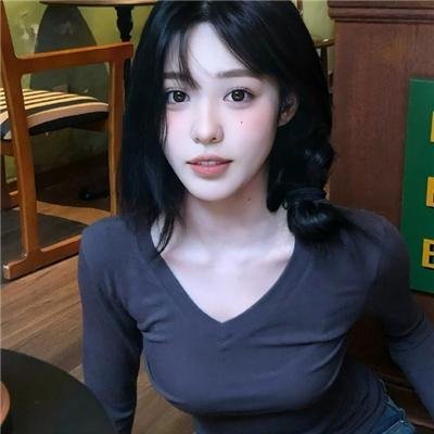 玉米上的麻雀